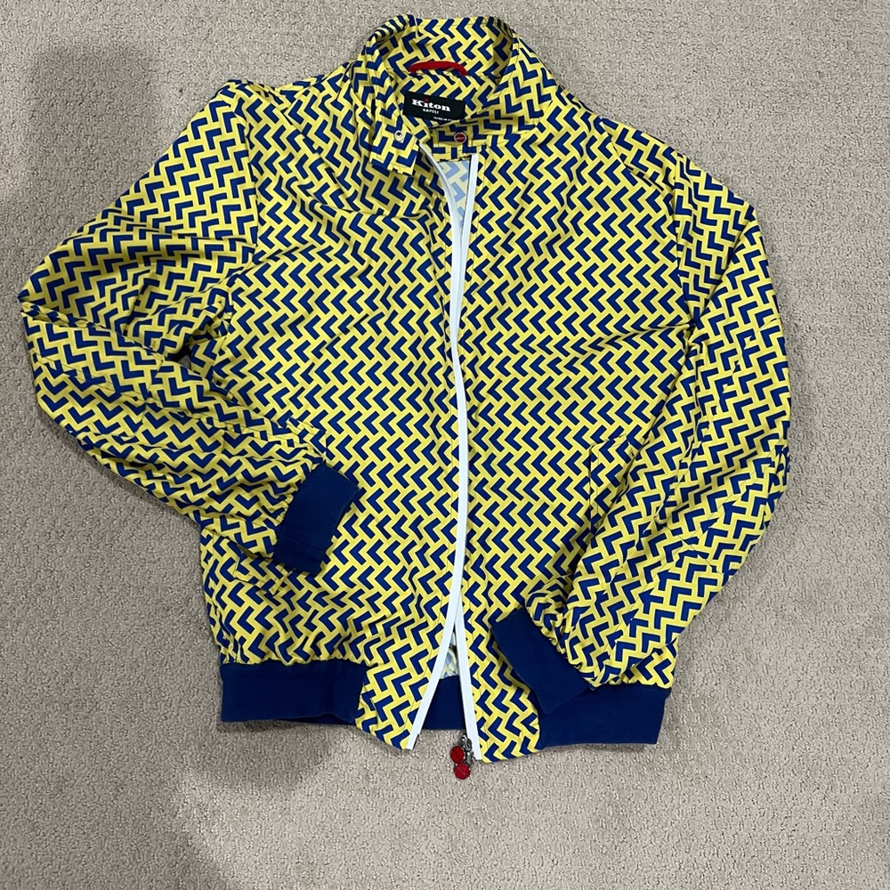 FINIAL SALE, not refundable.                    Kiton
Arrow-Print Windbreaker